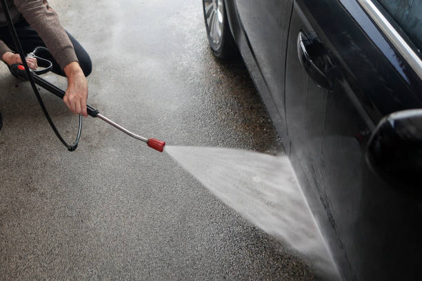 Why Choose Our Certified Pressure Washing Experts for Your Project Needs in Flowing Wells, AZ?